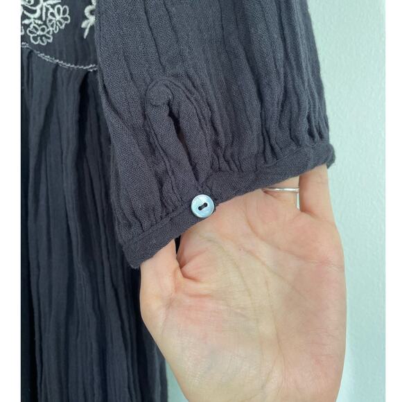 Free People Black Embroidered Boho Peasant Dress Size S/M NWT - Picture 7 of 10